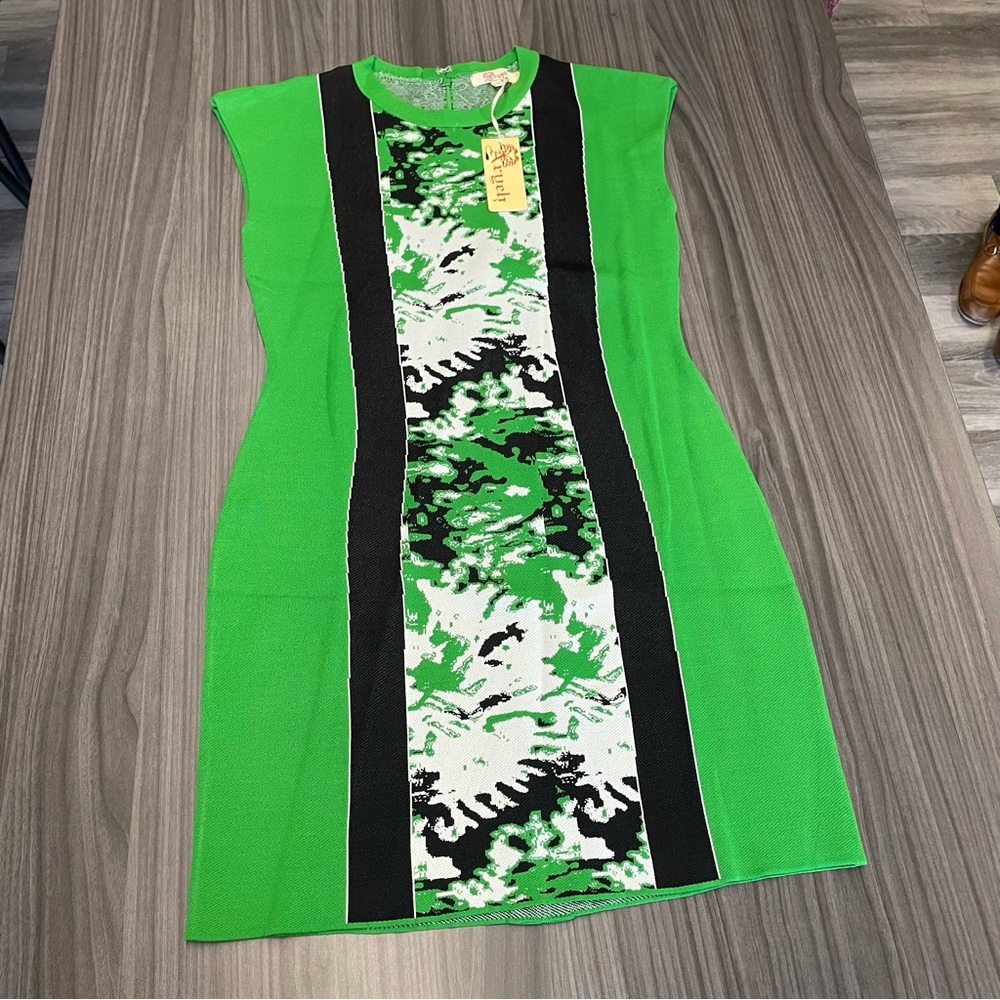 Aryel bodycon bandage dress NWT - green/black/white